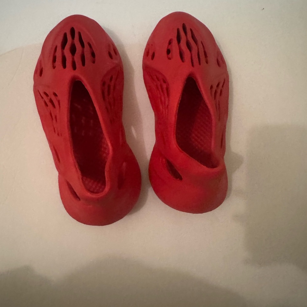 Red Slip-On Shoes - Picture 4 of 5
